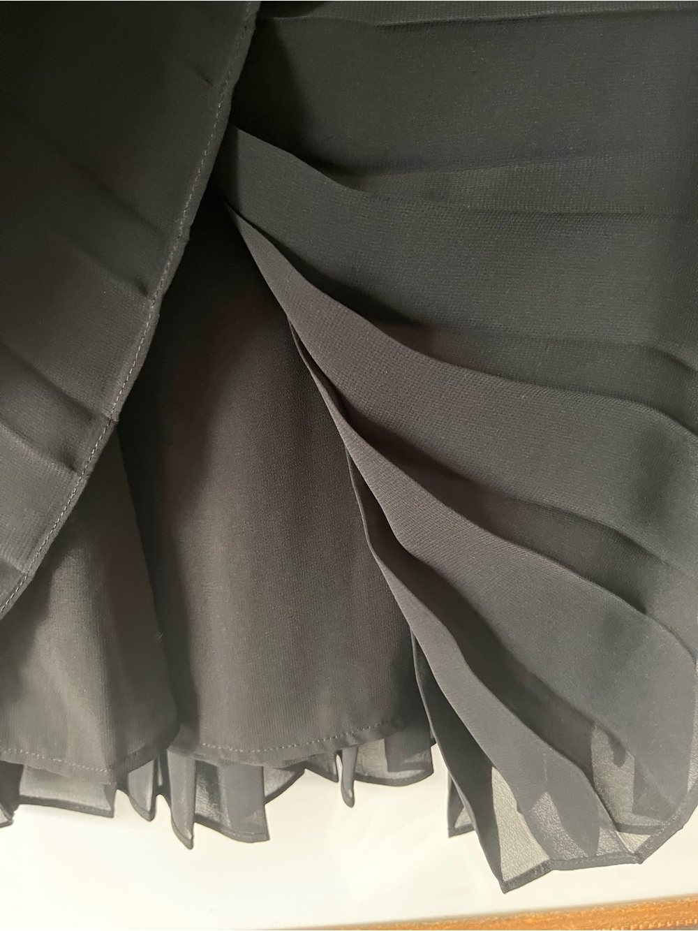 Club Monaco Pleated Chiffon Midi Skirt - Picture 5 of 8